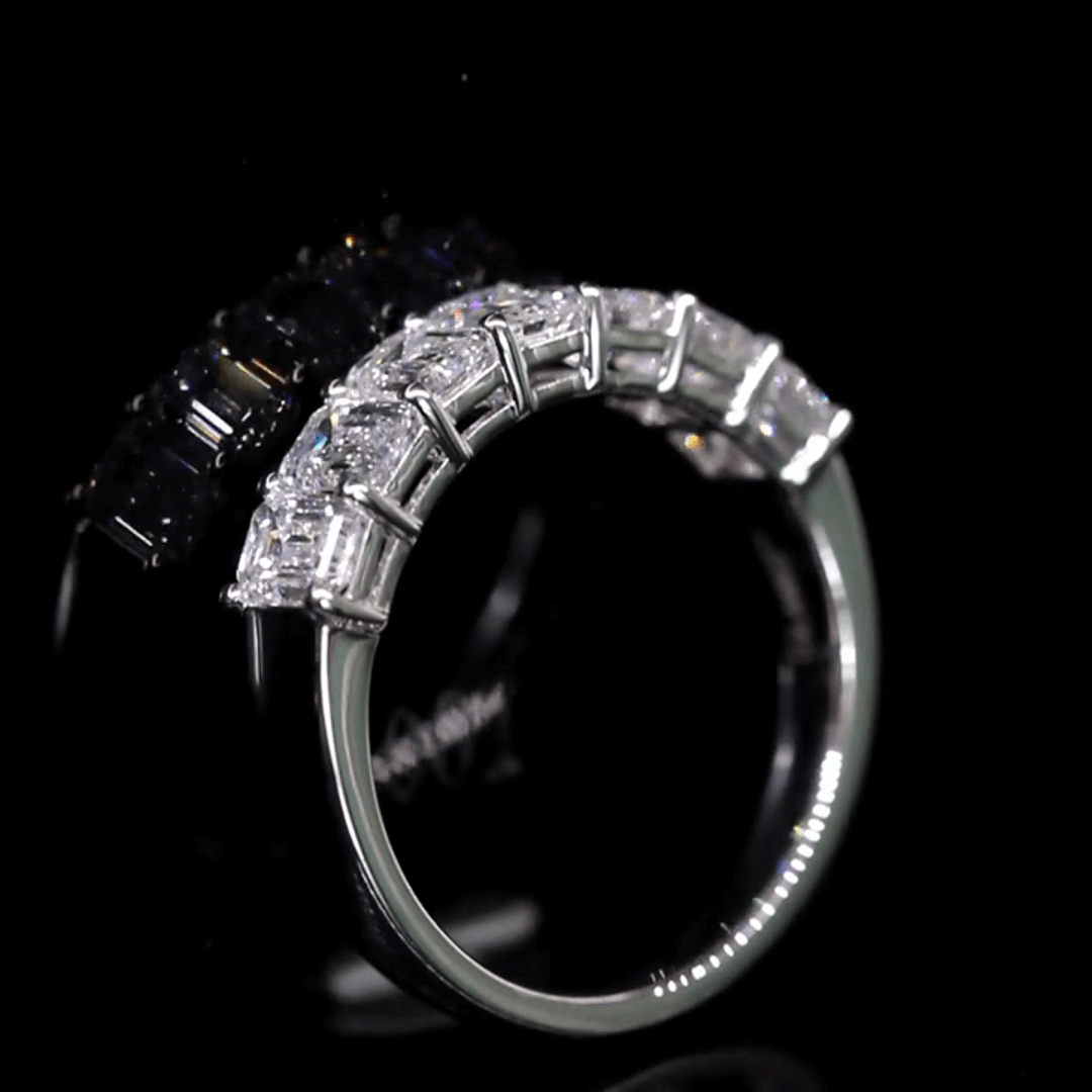 2.1 CTW Smaragdschliff Laborgezüchteter Diamant Ring