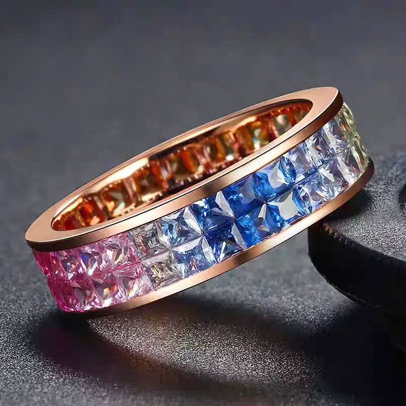 NOZBO Doppelreihiger Ring mit unsichtbarem Regenbogen-Saphir, 18 Karat Roségold