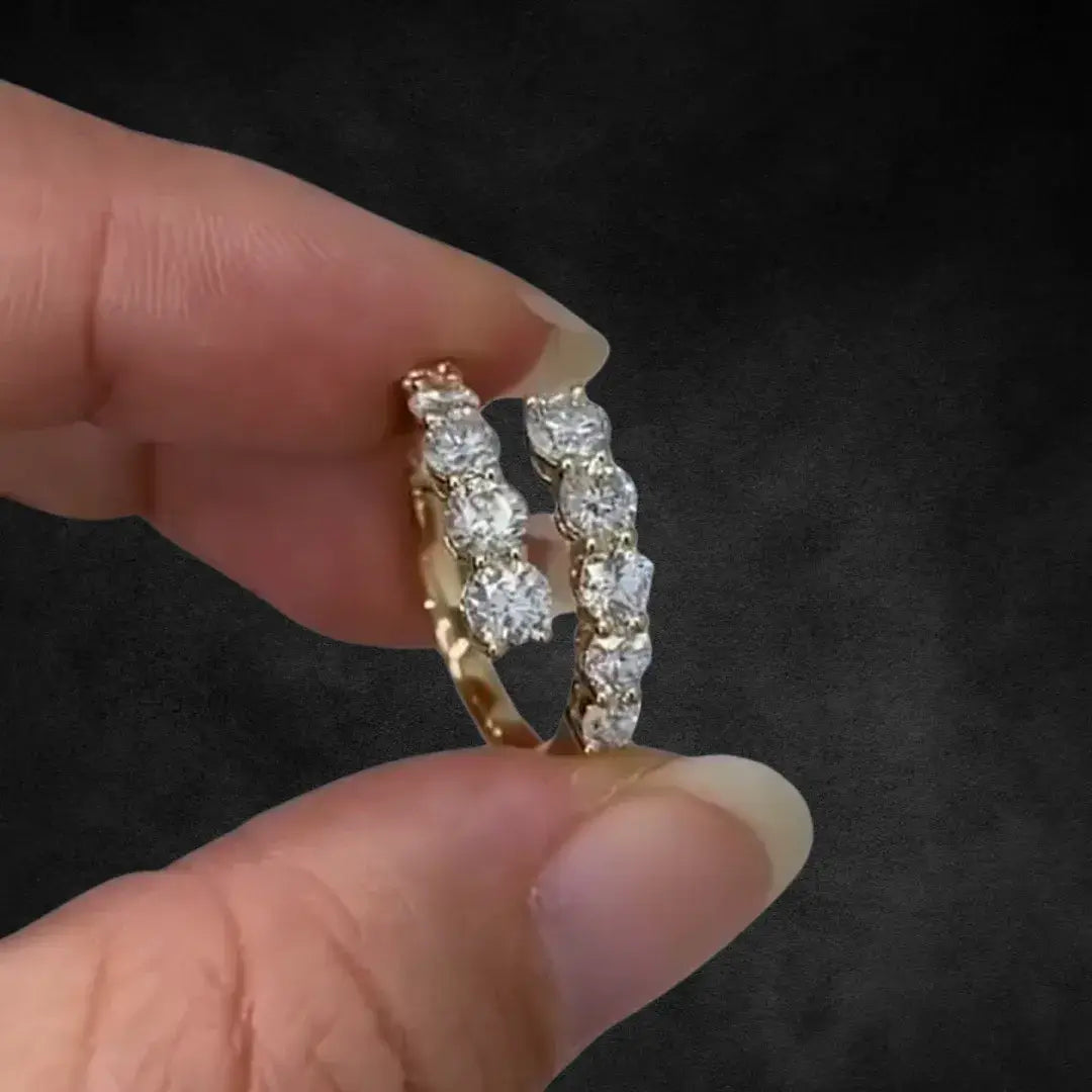 Offener Wickelring mit Rundschliff-Labordiamant, Bypass-Design