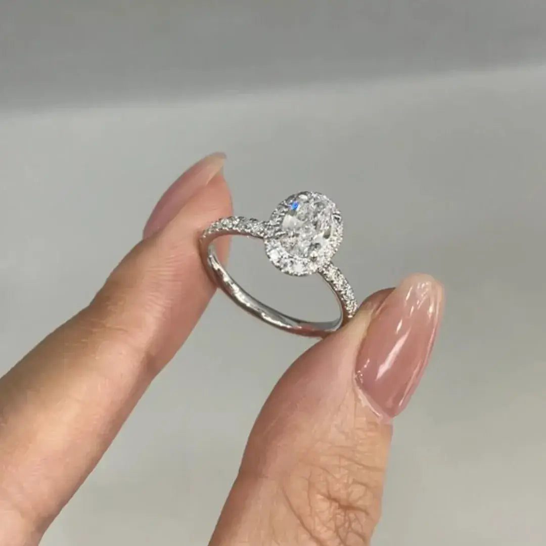 1.06 carat Oval Lab-Grown Diamond Ring Halo Design