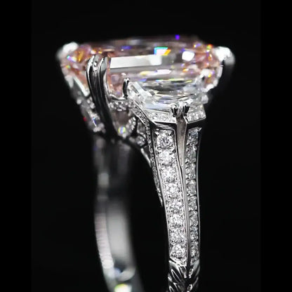 Bague en diamant de laboratoire rose vif de 7 carats