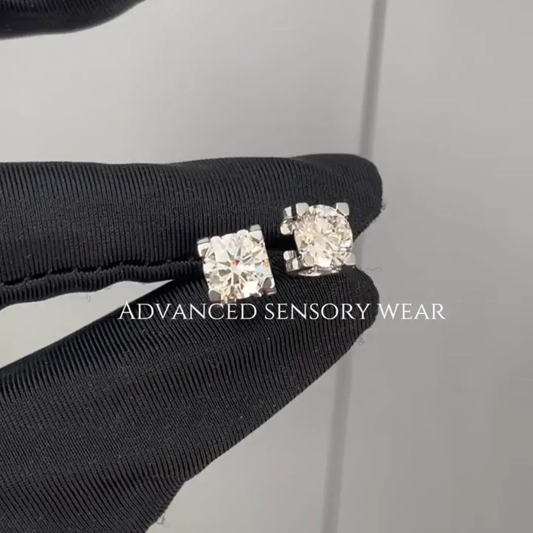 Boucles d'oreilles à tige en diamant de 1 carat de style Bullhead