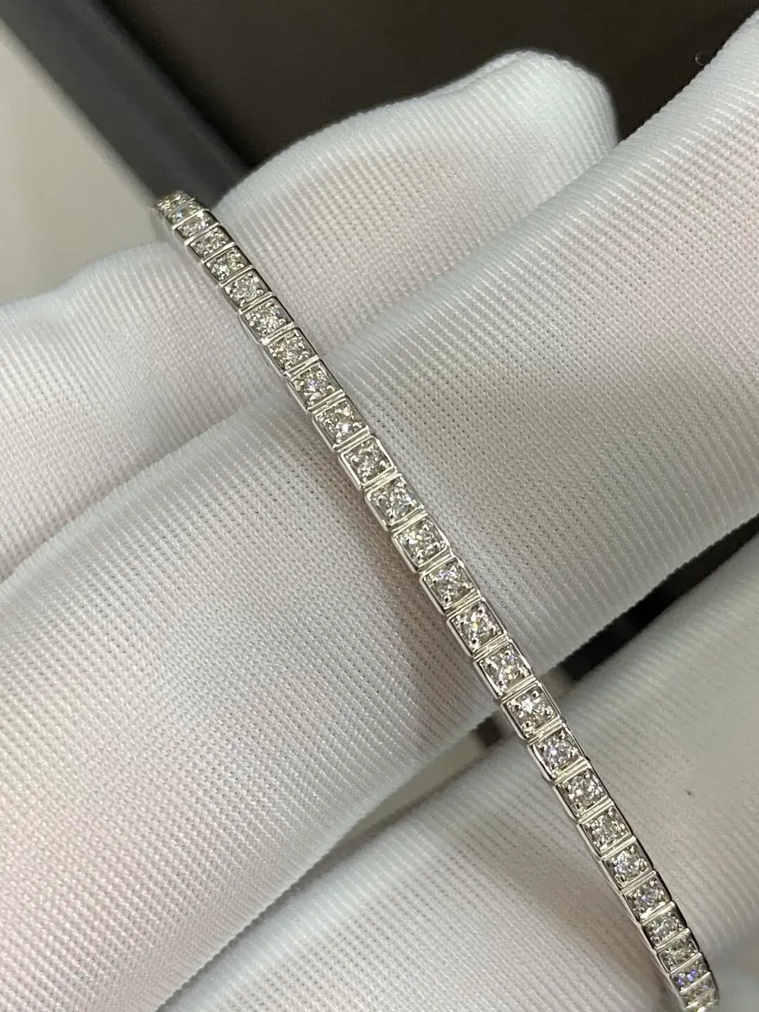 Full Round Lab Grown Diamond Bangle