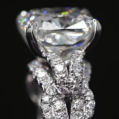 Bague luxueuse en forme de nœud avec diamant de laboratoire taille coussin de 10 carats