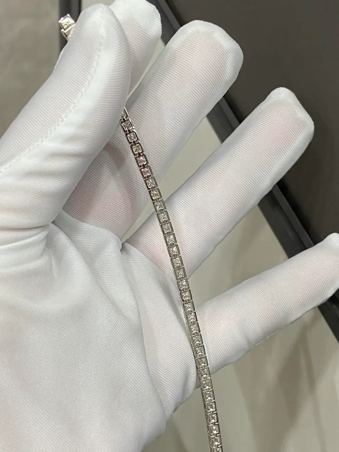 Round Lab Grown Diamond Tennis Bracelet